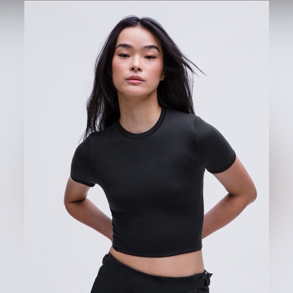 Wundermost Ultra-Soft Nulu
Crewneck Cropped T-Shirt